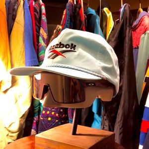 Vintage Reebok snap back